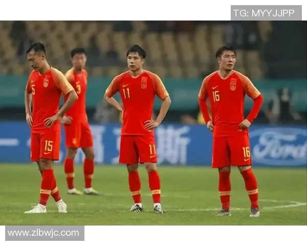 南京足球队团队协作深度解析与其他球队的对比研究