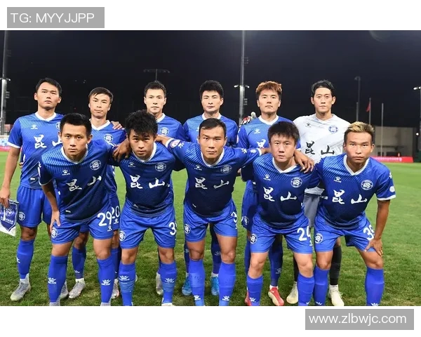 上海羽毛球队在锦标赛积分榜上以81分稳居第一名展现强劲实力 上海羽毛球队在锦标赛积分榜上以81分稳居第一名展现强劲实力