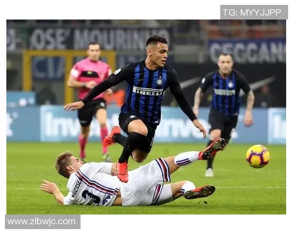 成都足球队领跑最新足球配合TOP10榜单精彩瞬间回顾与分析 成都足球队领跑最新足球配合TOP10榜单精彩瞬间回顾与分析