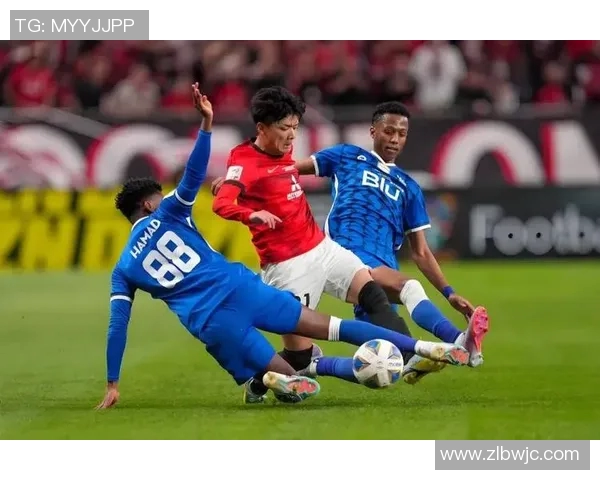 现代足球对决浦和红钻谁能在这场较量中笑到最后