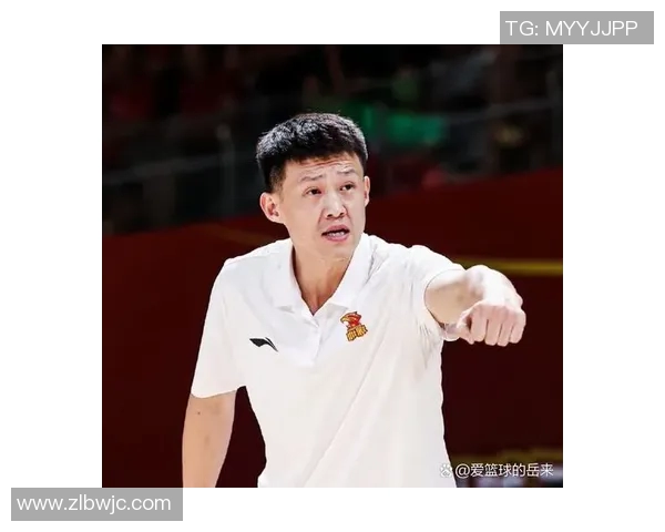 周鹏：从篮球场上的拼搏者到生活中的坚韧榜样，见证奋斗与成长的精彩旅程