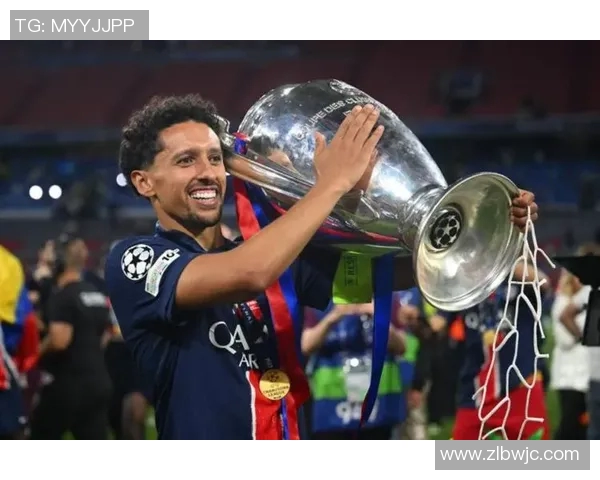 马尔基尼奥斯：从巴西足球新星到世界顶级后卫的成长之路